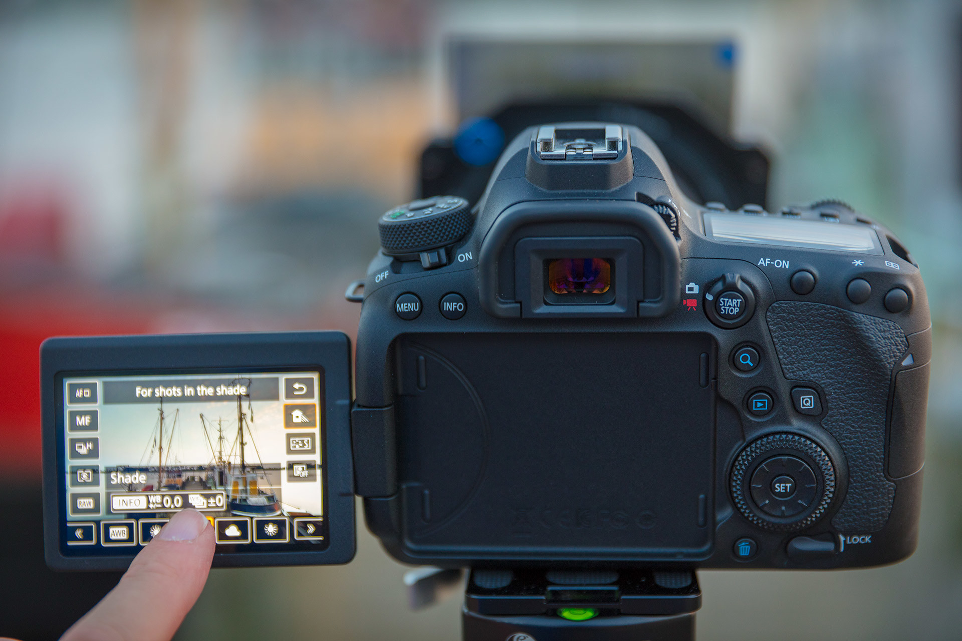 Review Canon EOS 6D Mark II