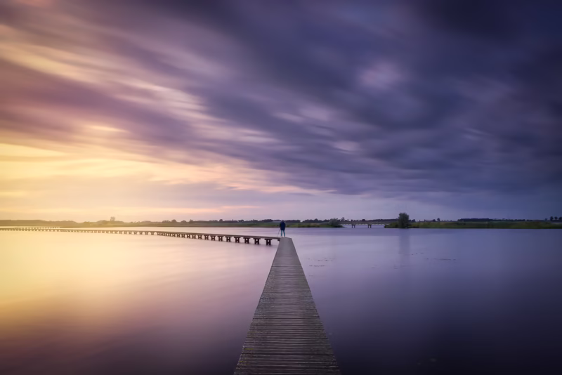 Zonsondergang boven het Roegwold in Groningen