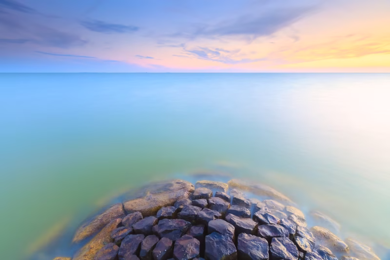 Zonsondergang bij Stavoren aan het IJsselmeer